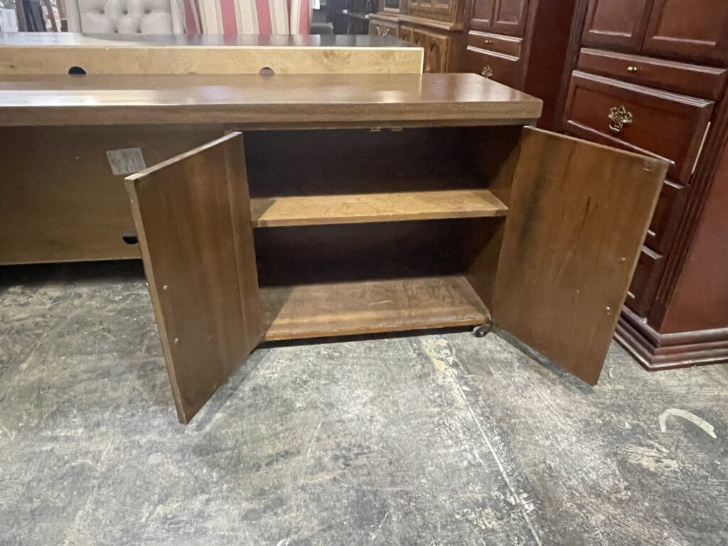 81822 - Rolling Credenza Desk 84x19x28