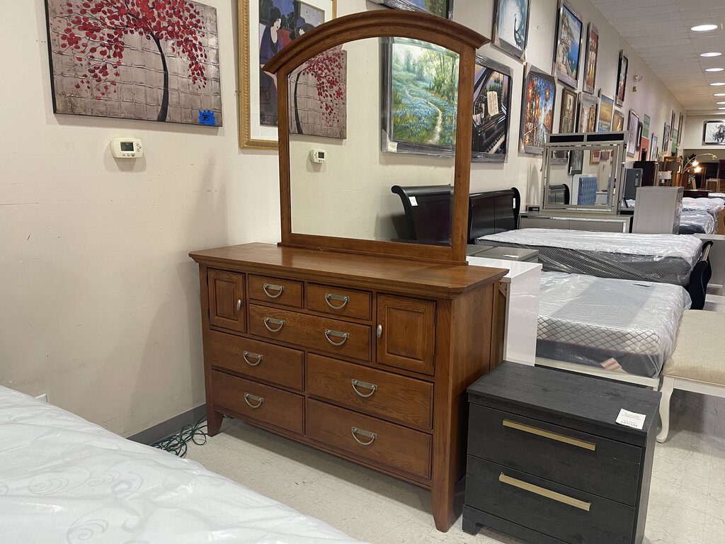 81848 - Keller Furniture Dresser w/Mirror 60x20x40