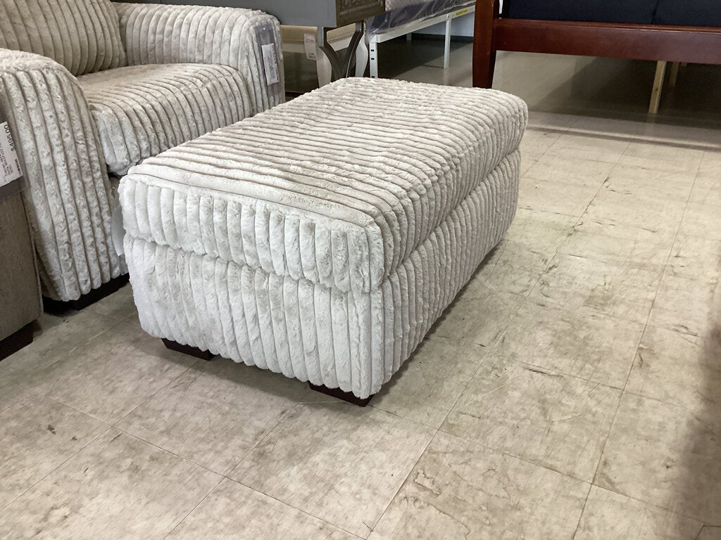 Tuscan Java Eden Spice NEW Storage Ottoman 42x37x32 (12506-6457)