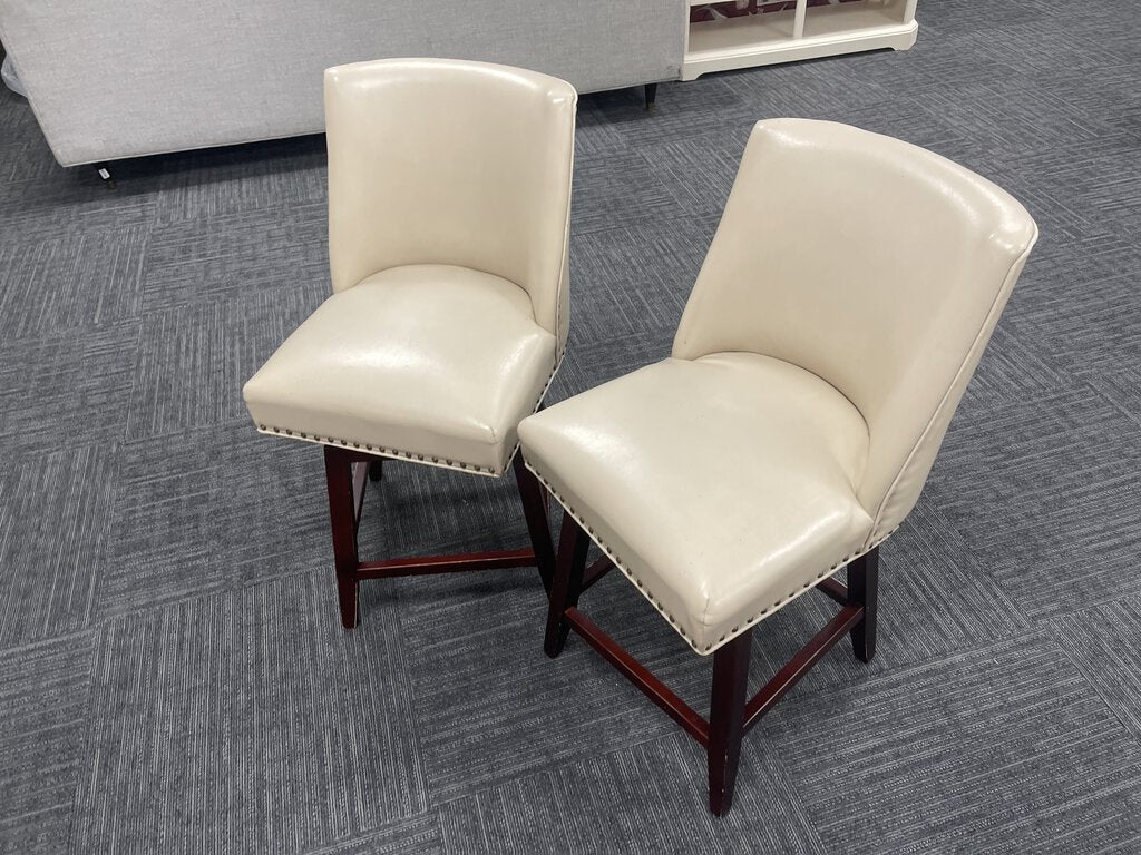 76798 - (8087-5) Pair of Pier One Counter Height Chairs 19x22x38