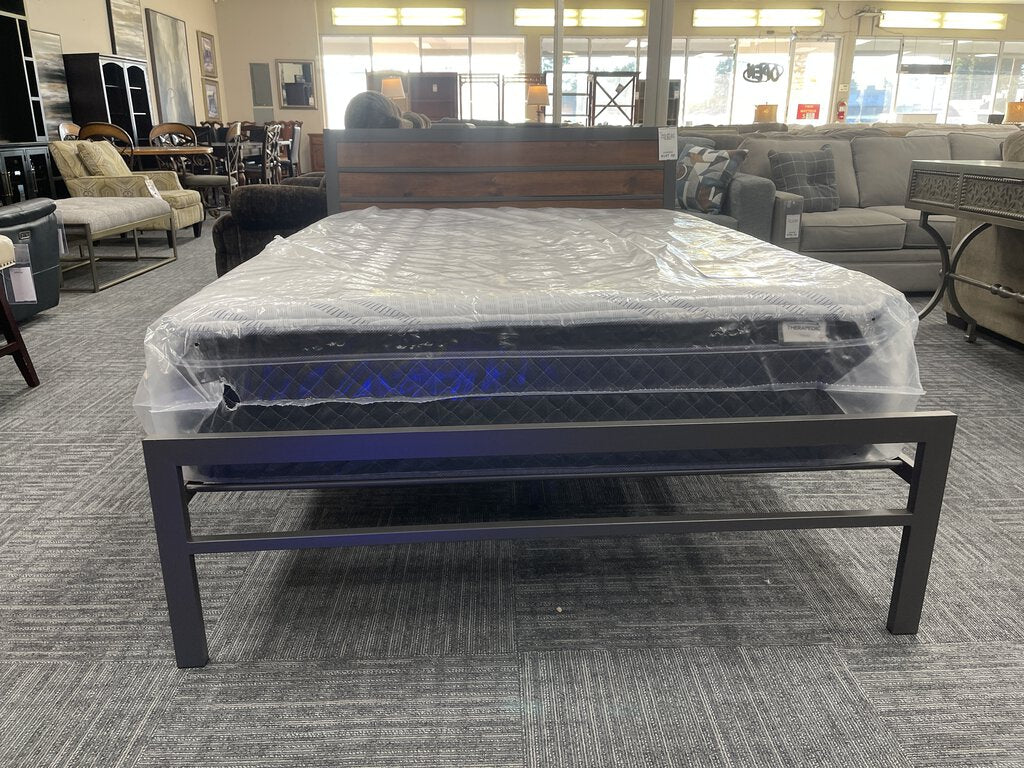 Heath NEW Full Platform Bed Frame 56x78x38 (213020)