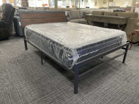 Heath NEW Full Platform Bed Frame 56x78x38 (213020)