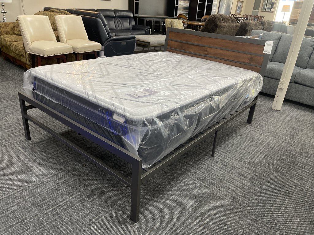 Heath NEW Full Platform Bed Frame 56x78x38 (213020)