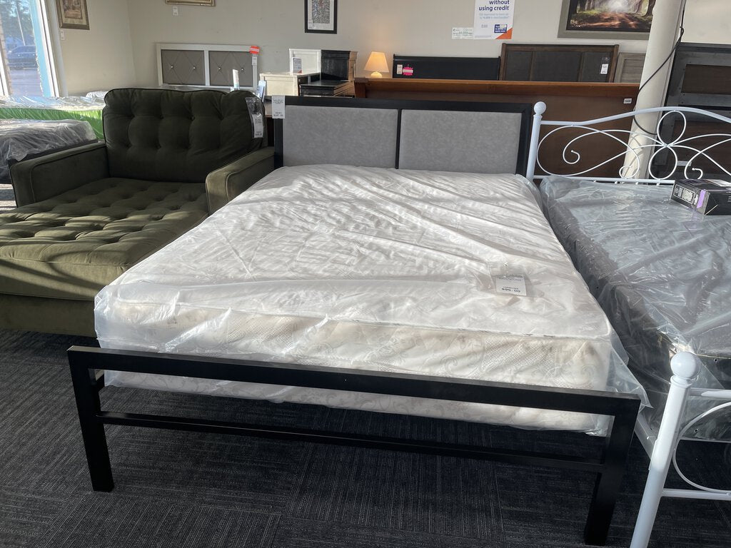 Murphy NEW Full Platform Bed Frame 56x78x38 (215220)