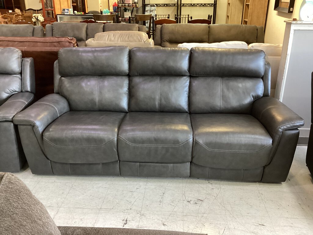 81899 - Palliser Power Motion Sofa & Loveseat 91/68x38x39