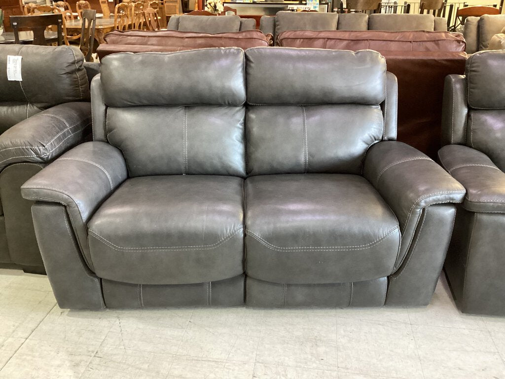 81899 - Palliser Power Motion Sofa & Loveseat 91/68x38x39