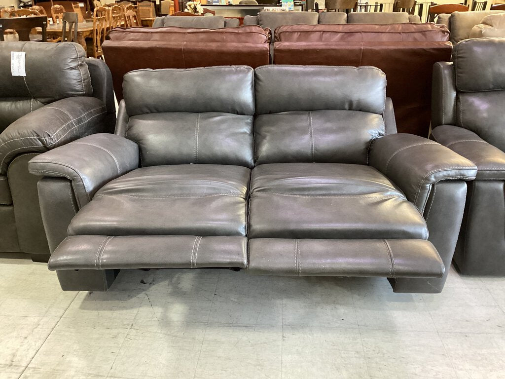 81899 - Palliser Power Motion Sofa & Loveseat 91/68x38x39