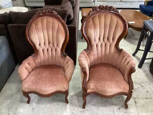 81932 - Pair of Victorian Chairs 28x31x43; 27x30x41