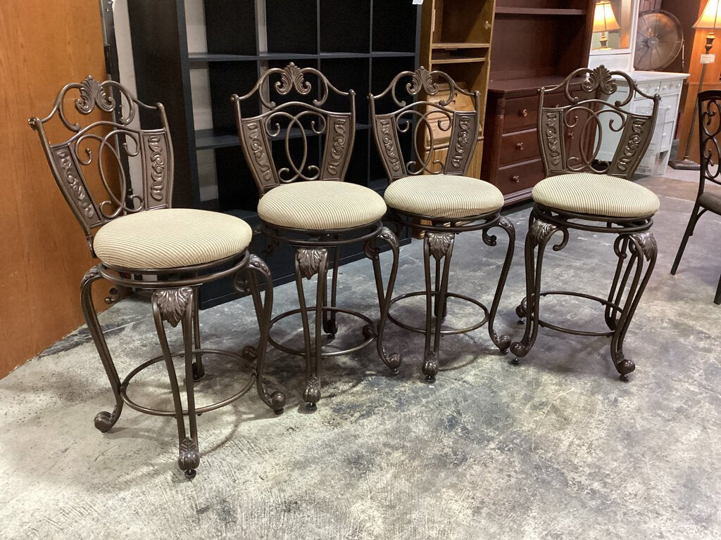 81895 - Ashley Opulence II 4pc Swivel Bar Stools 18x18x43