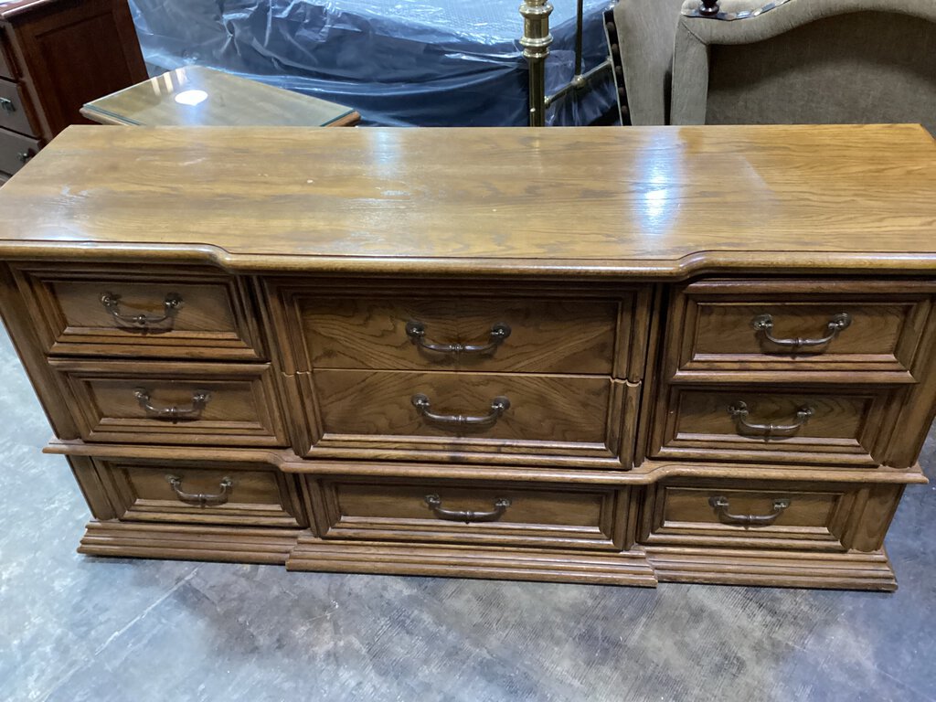 81976 - Bassett Westmoor Dresser 64x18x30