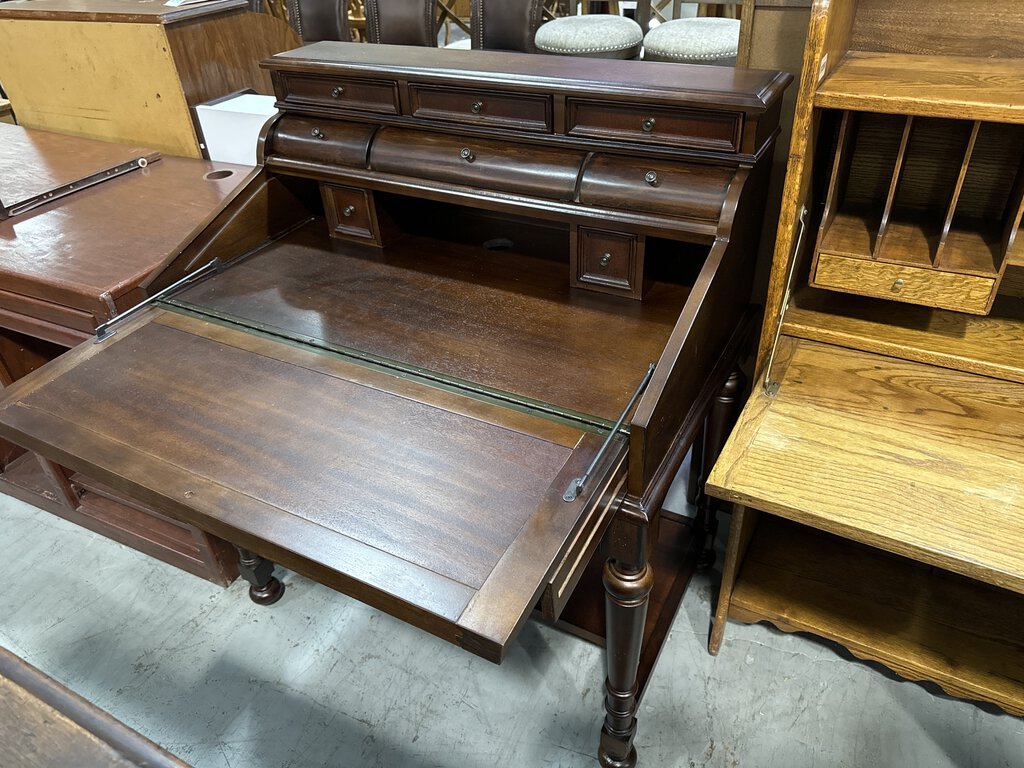 82005 - Milo Secretary Desk 35x23x42