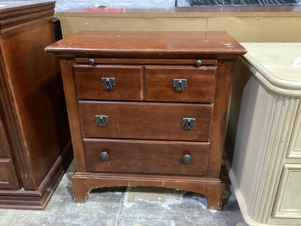 81957 - 3 Drawer Nightstand 29x17x30