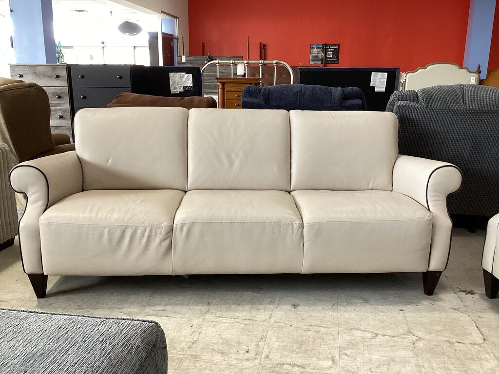 82017 - Natuzzi Editions Ivory Sofa and Loveseat 86/63x34x35