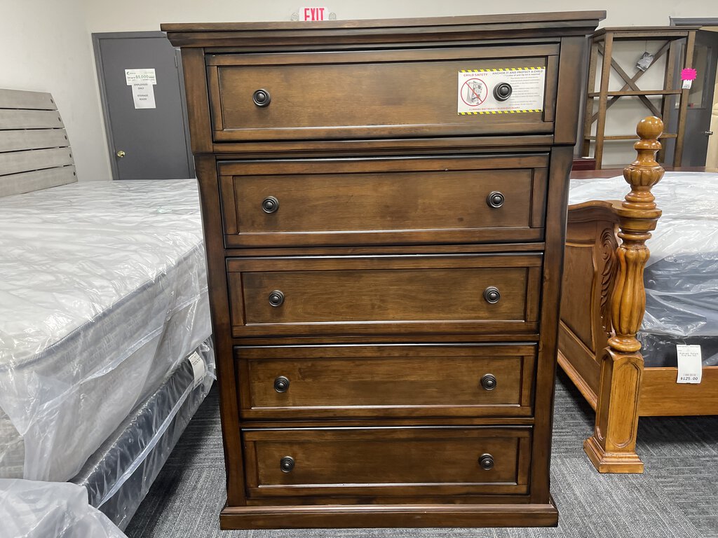 76858 - Five Drawer Chest 40x18x54