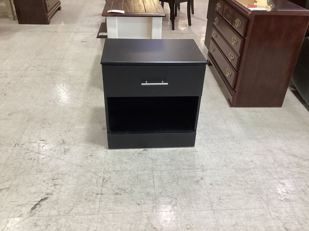 82037 - Black Single Drawer Nightstand 24x16x26