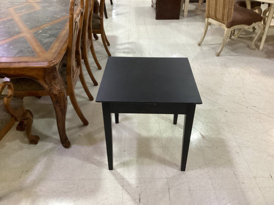 82041 - Black End Table 24x24x25