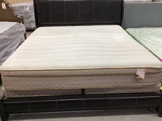 82043 - Gold Euro Top King Mattress w/Box