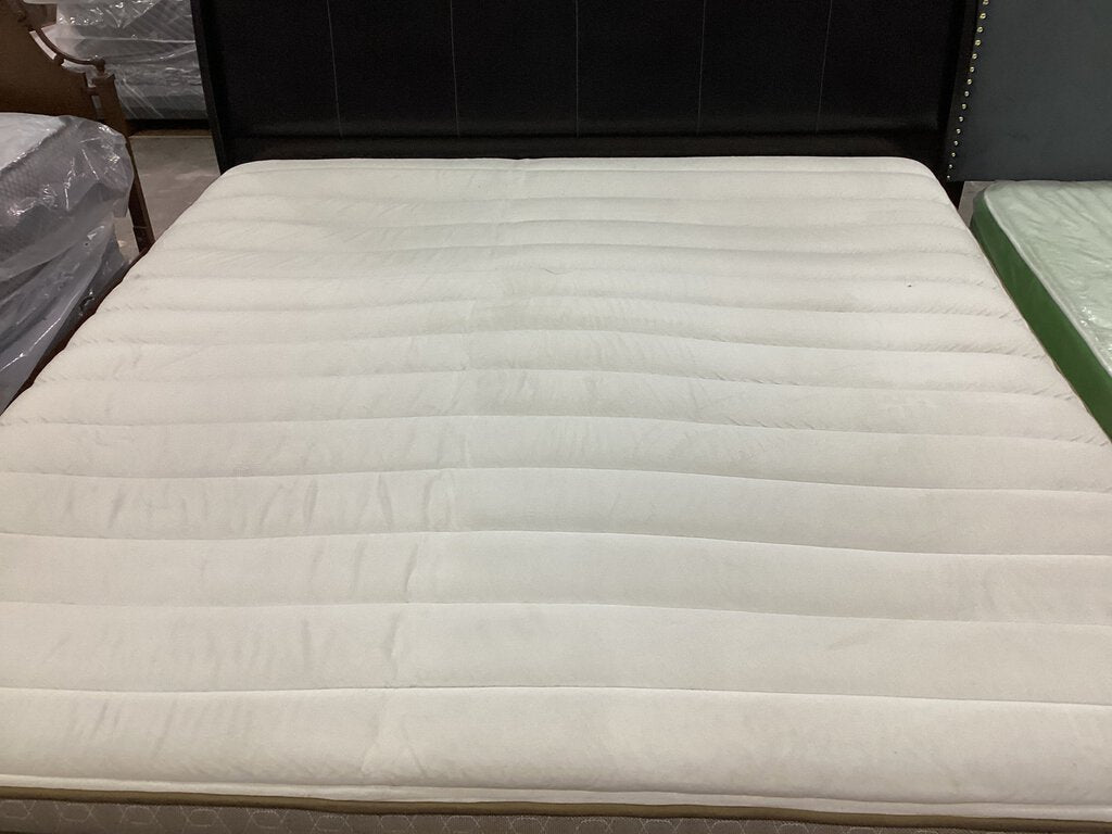 82043 - Gold Euro Top King Mattress w/Box