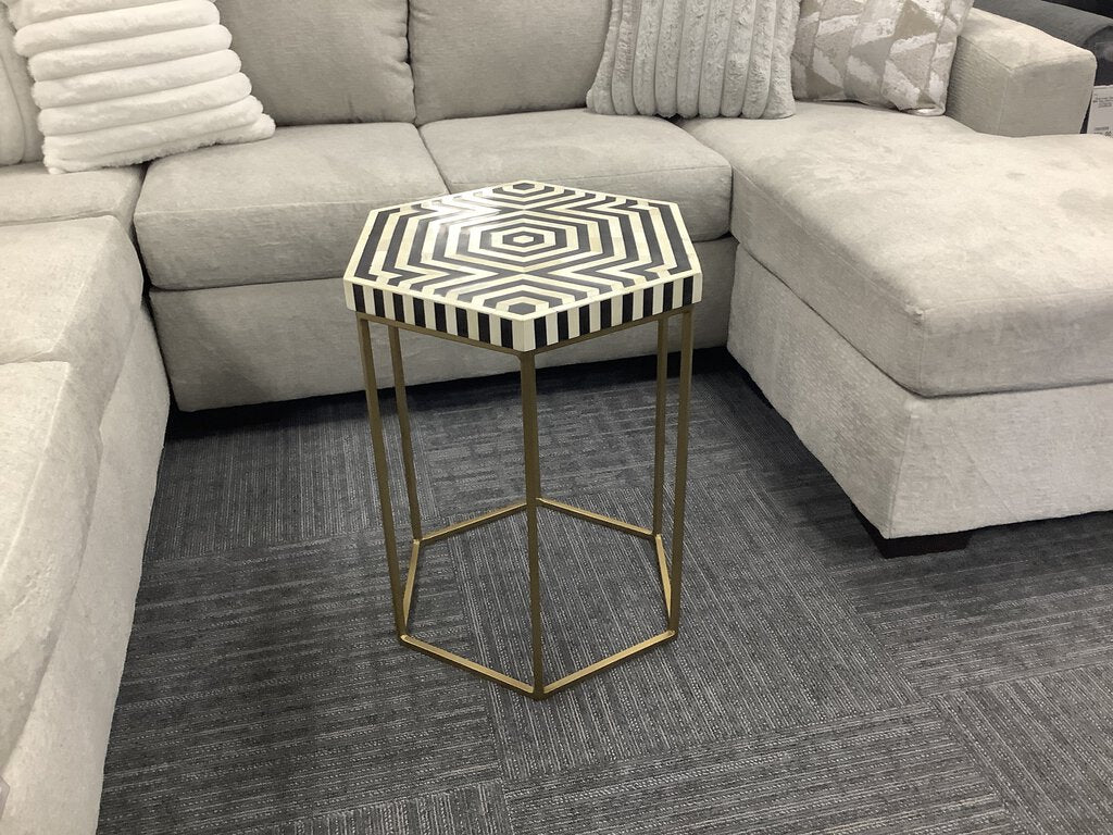 76889 - Scott Living Fulton Side Table 18x20x24