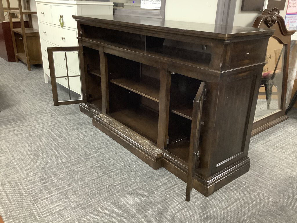 76888 - Ashley Roddinton 72'' TV Stand 72x20x40