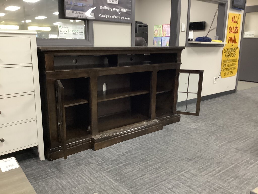 76888 - Ashley Roddinton 72'' TV Stand 72x20x40