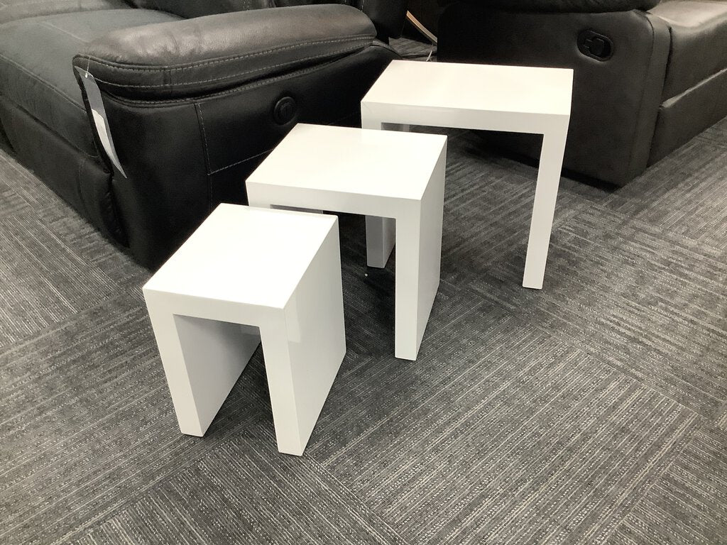 Igloo NEW 3pc Stackable Nesting Table Set 18x12x18 (740010)