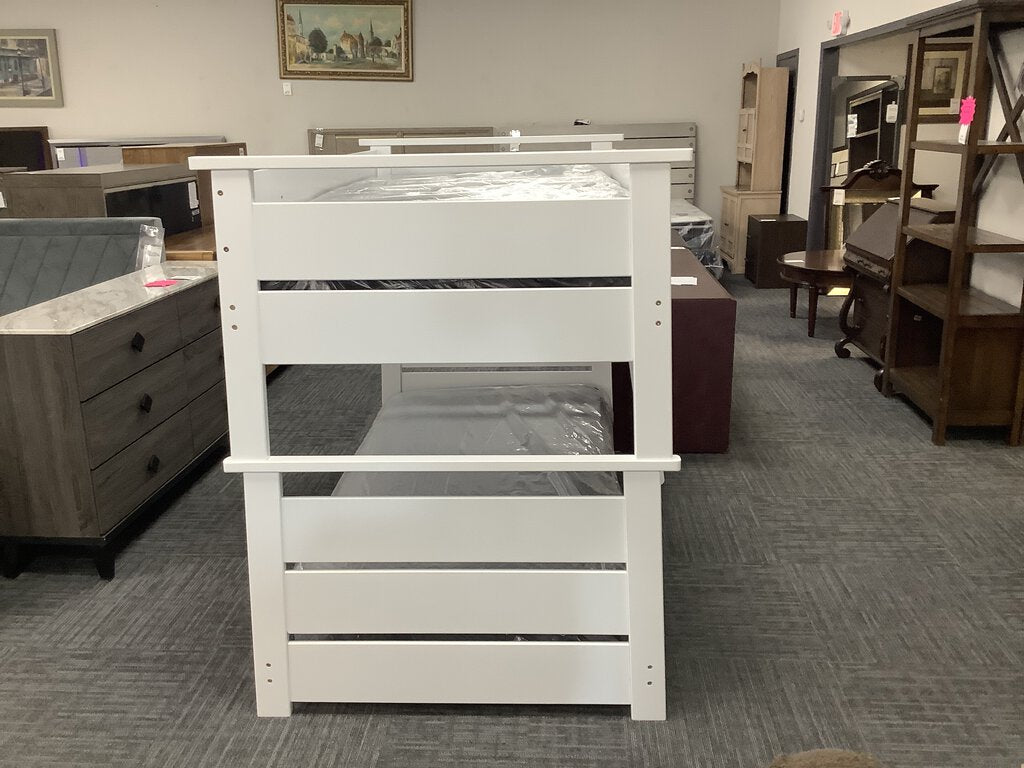 Hampton NEW Twin/Twin White Bunkbed 80x48x58 (234110-11-12)