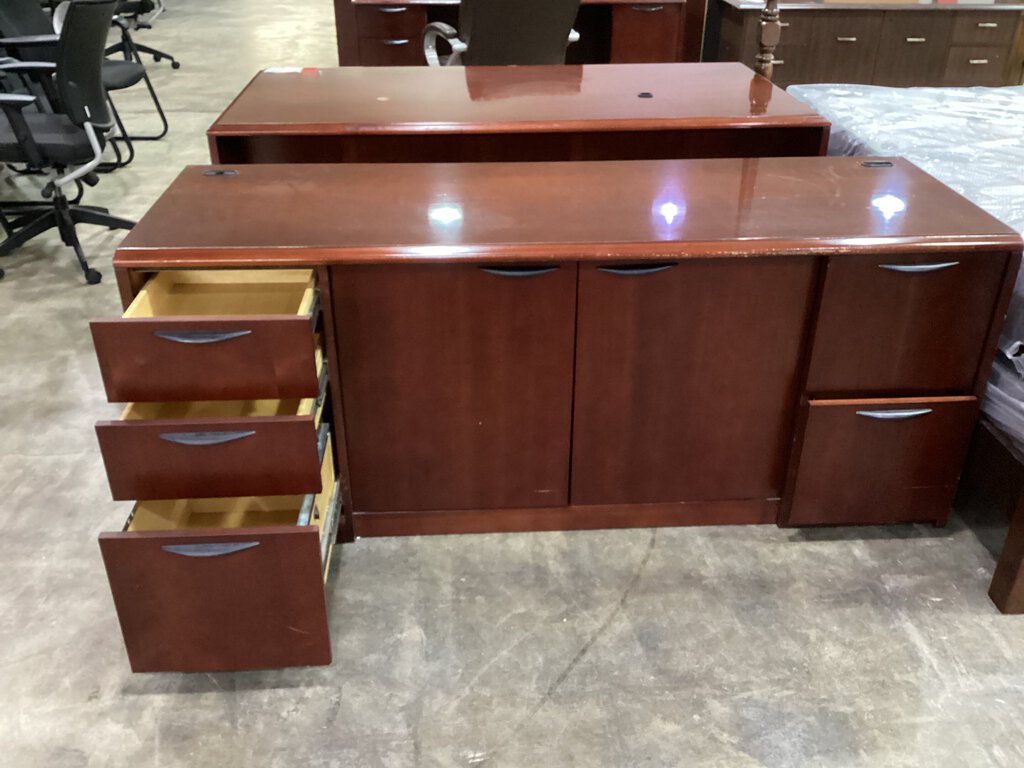 82102 - Cherry Credenza 72x24x29