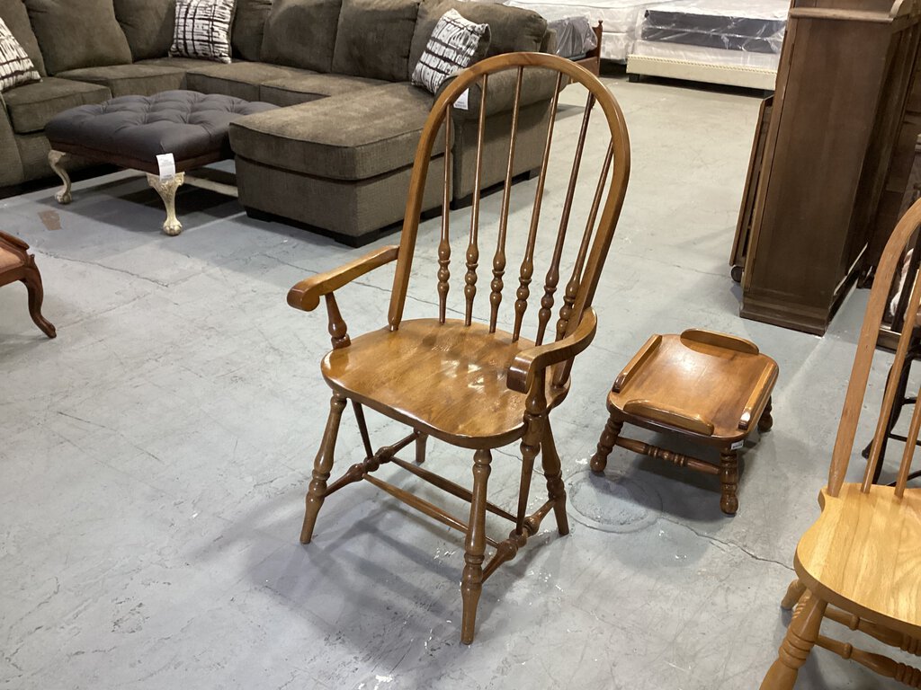 82113 (8511-1) Windsor Arm Chair 24x19x43