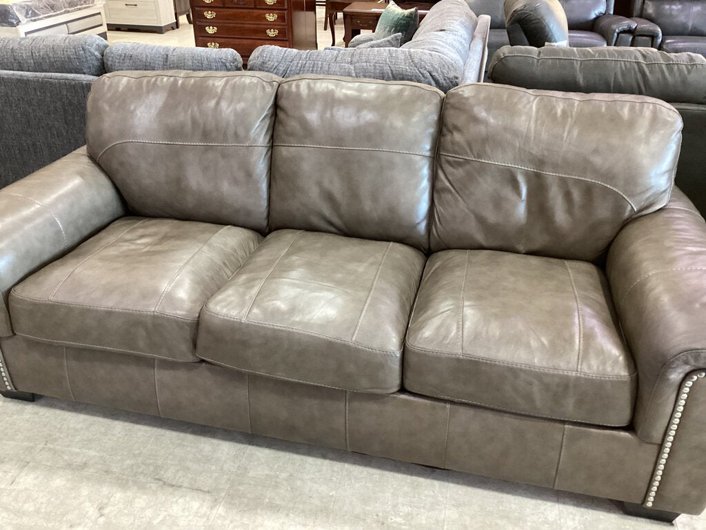 82143 - Ashley Donnell Leather Match Sofa & Loveseat 89/66x39x35