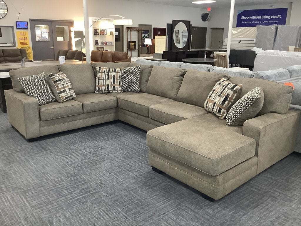 76918 - Ashley Cannonbrook 5pc Sectional 141x99x40