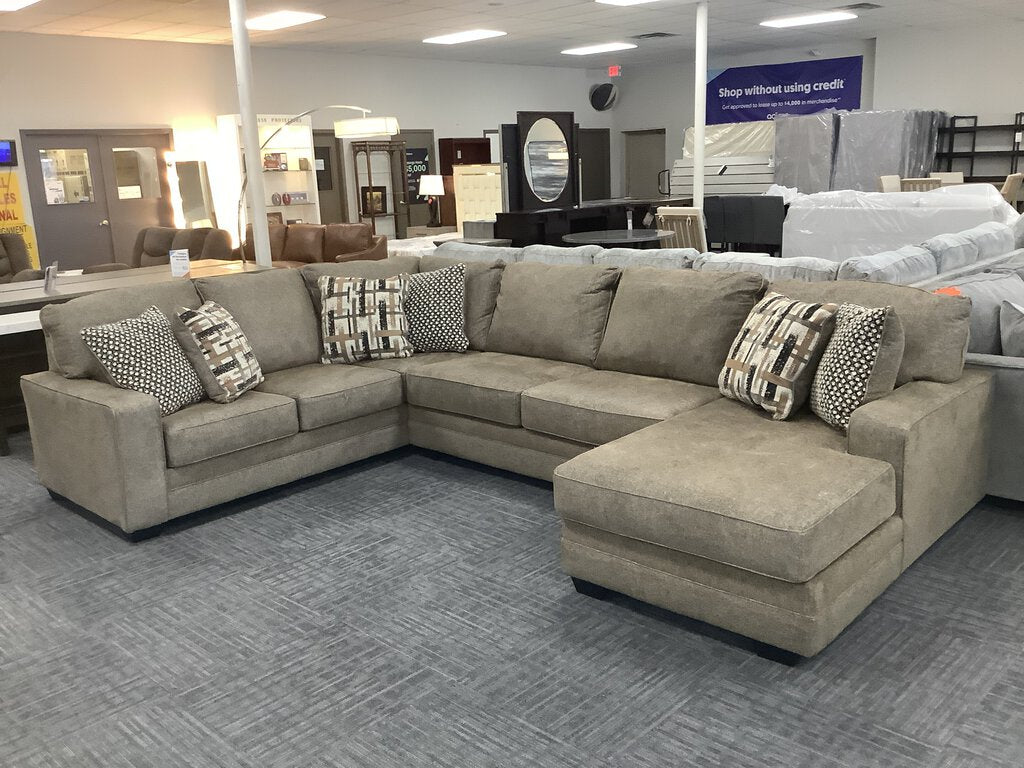 76918 - Ashley Cannonbrook 5pc Sectional 141x99x40