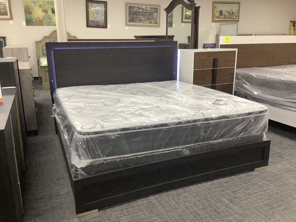 Eclipse NEW King LED Bed Frame 76x80x60 (118241-43)