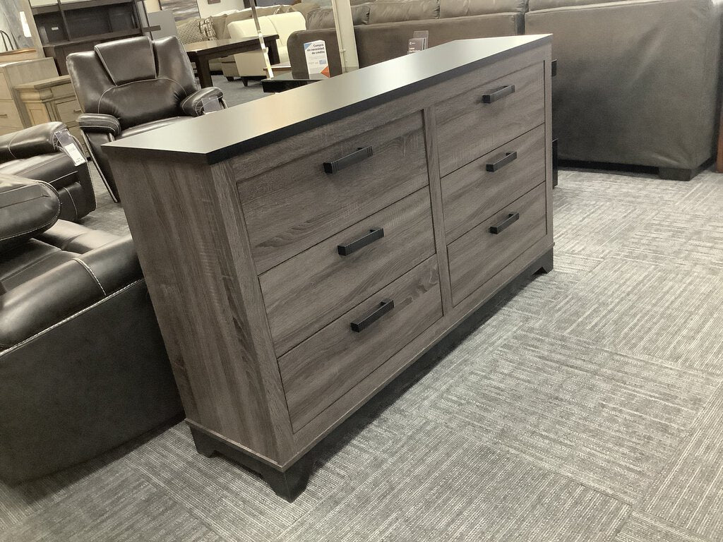 Jamestown NEW Dresser 60x15x36 (142094)