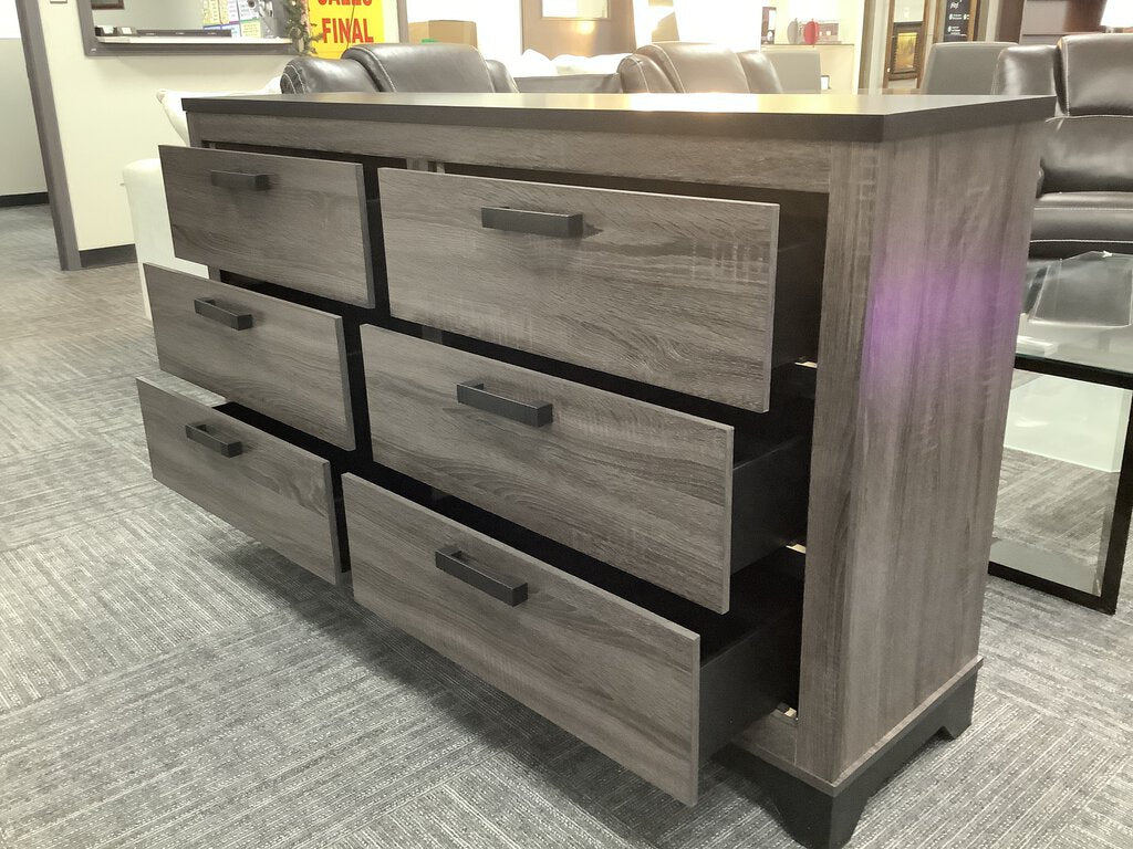 Jamestown NEW Dresser 60x15x36 (142094)