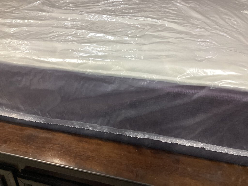 82195 - California King Stretch Knit Refurb Mattress