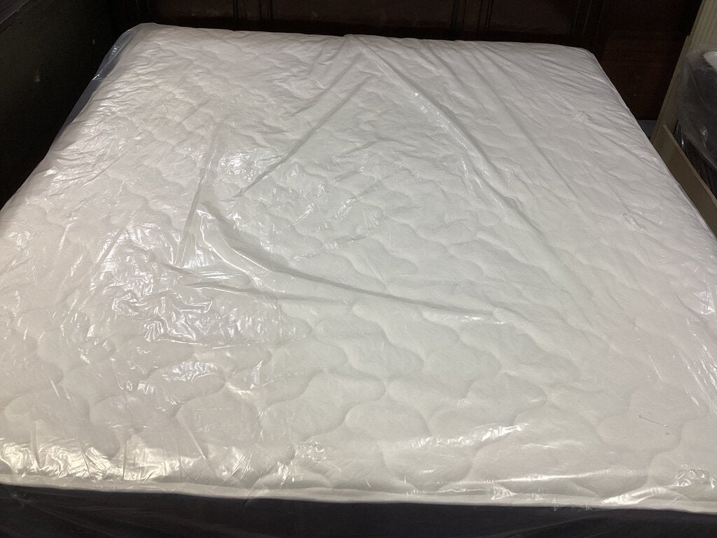 82195 - California King Stretch Knit Refurb Mattress