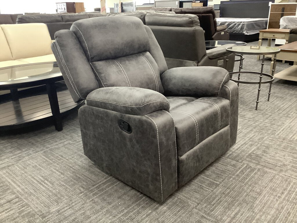 Lucca Gray NEW Glider Recliner 35x31x40 (679022)