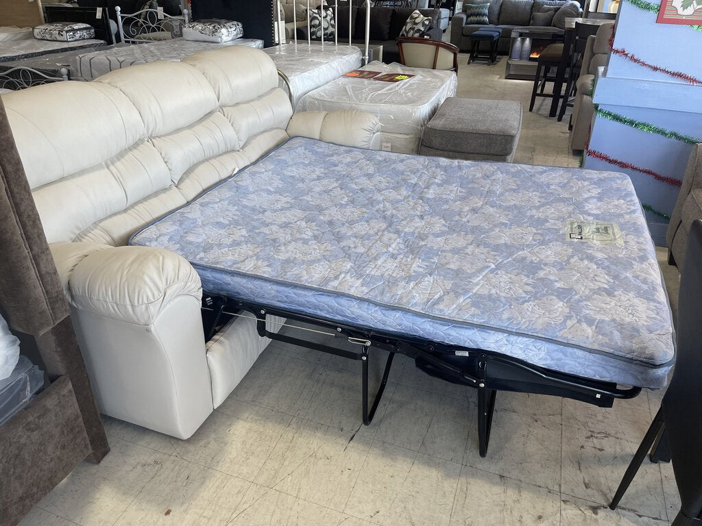 82231 - Palliser White Sleeper Sofa 84x36x40