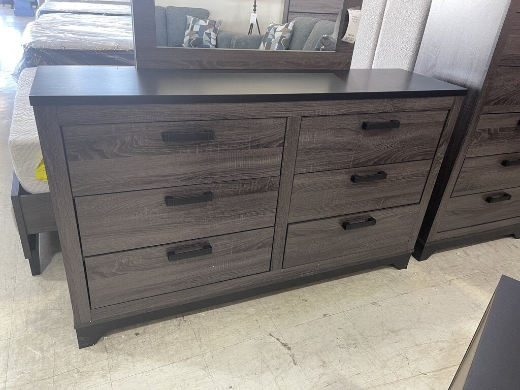 Jamestown NEW Dresser 59x15x36 (142094)