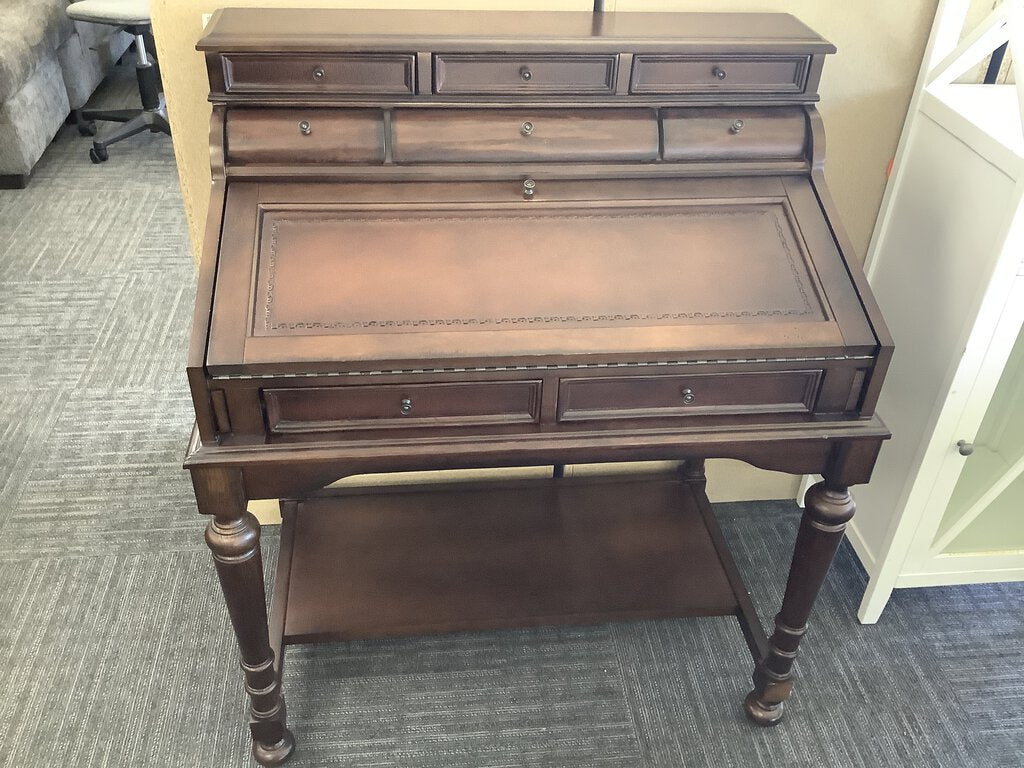 82005 - Milo Secretary Desk 35x23x42