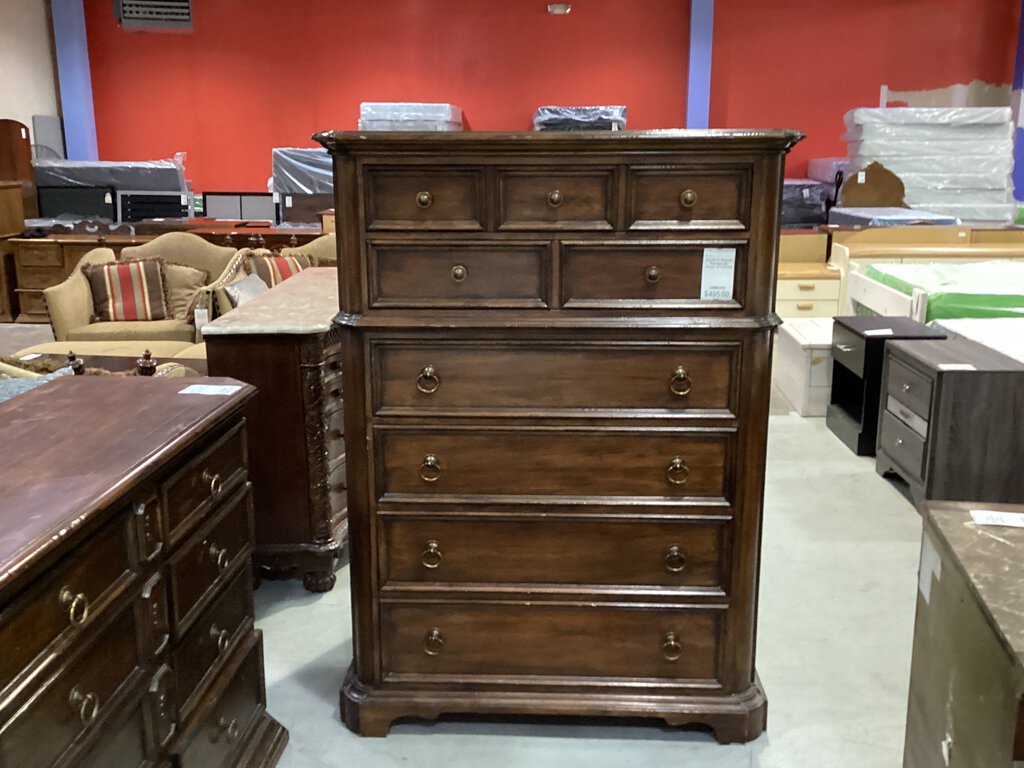 82245 - 6 Drawer Thomasville Chest 47x20x64