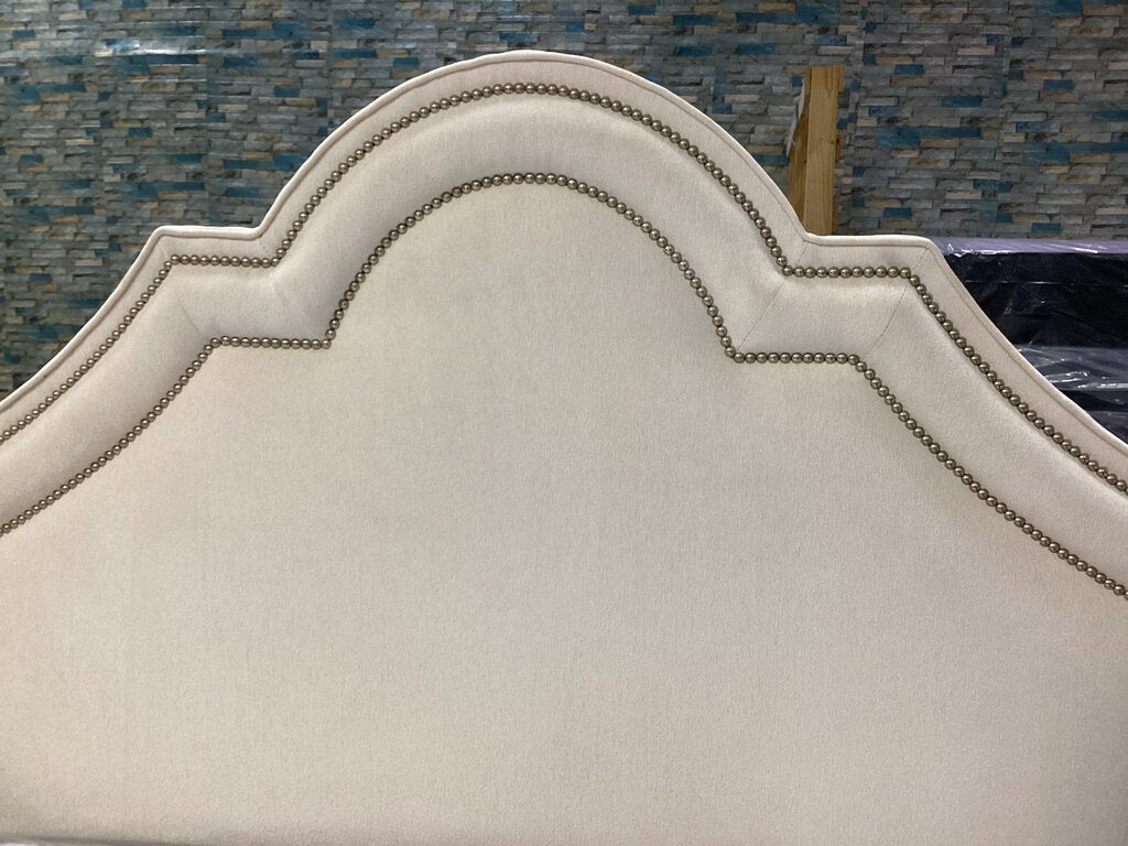 82265 (8506-8) Modern Arched Full Size Headboard with Rails 61x4x61