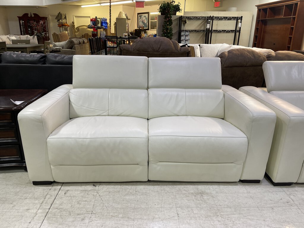 82300- Z Gallerie Verona Leather Reclining 2pc Sofa 78x40x26