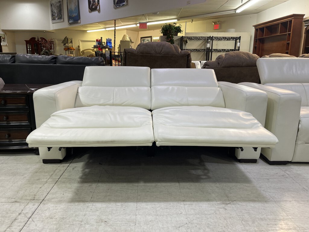 82300- Z Gallerie Verona Leather Reclining 2pc Sofa 78x40x26