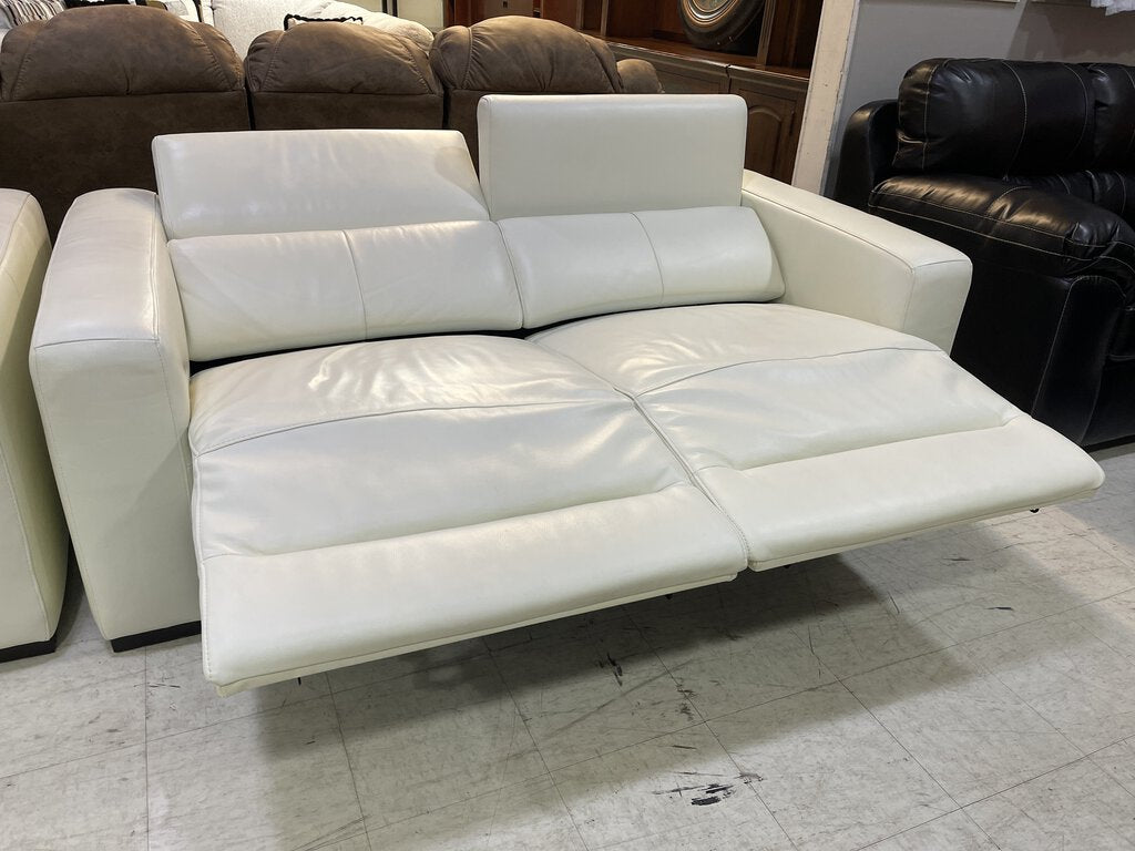 82301 - Z Gallerie Verona Leather Reclining 2pc Sofa 78x40x26