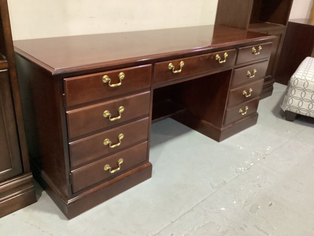 82311 - Hooker Computer Credenza 72x24x30