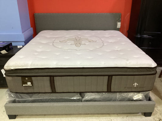 82329 (8507-1) Stearns & Foster King Mattress