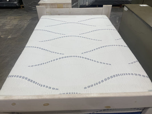 82331 - Serta Full Size Memory Foam Mattress