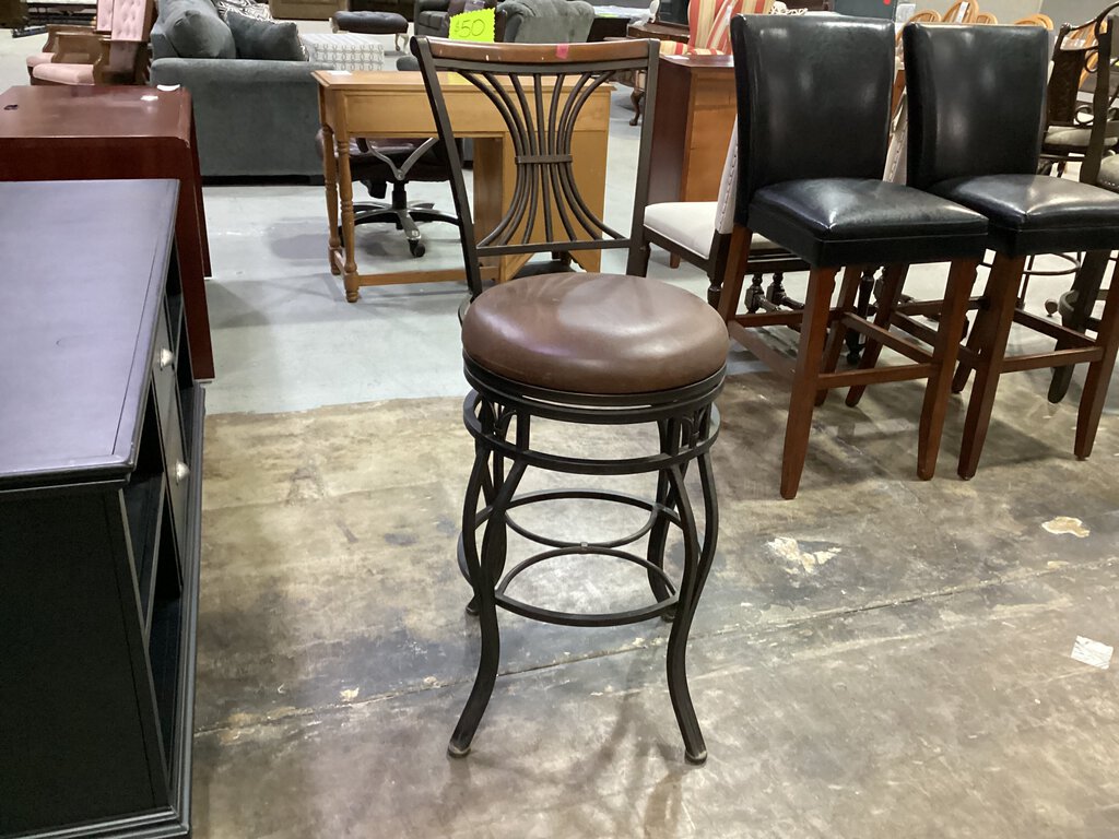 82426 - Bar Stool 17x18x44